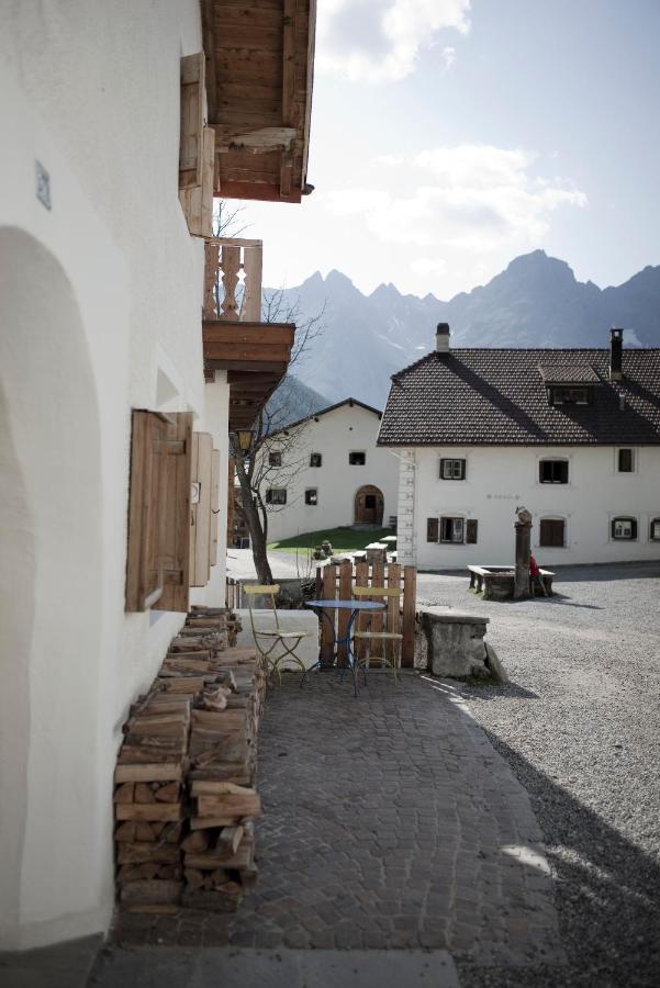 Alpengasthof Crusch Alba Ed Alvetern, S-Charl Scuol Exterior foto